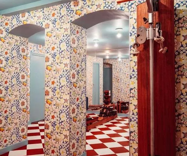 Les Deux Gares Hotel